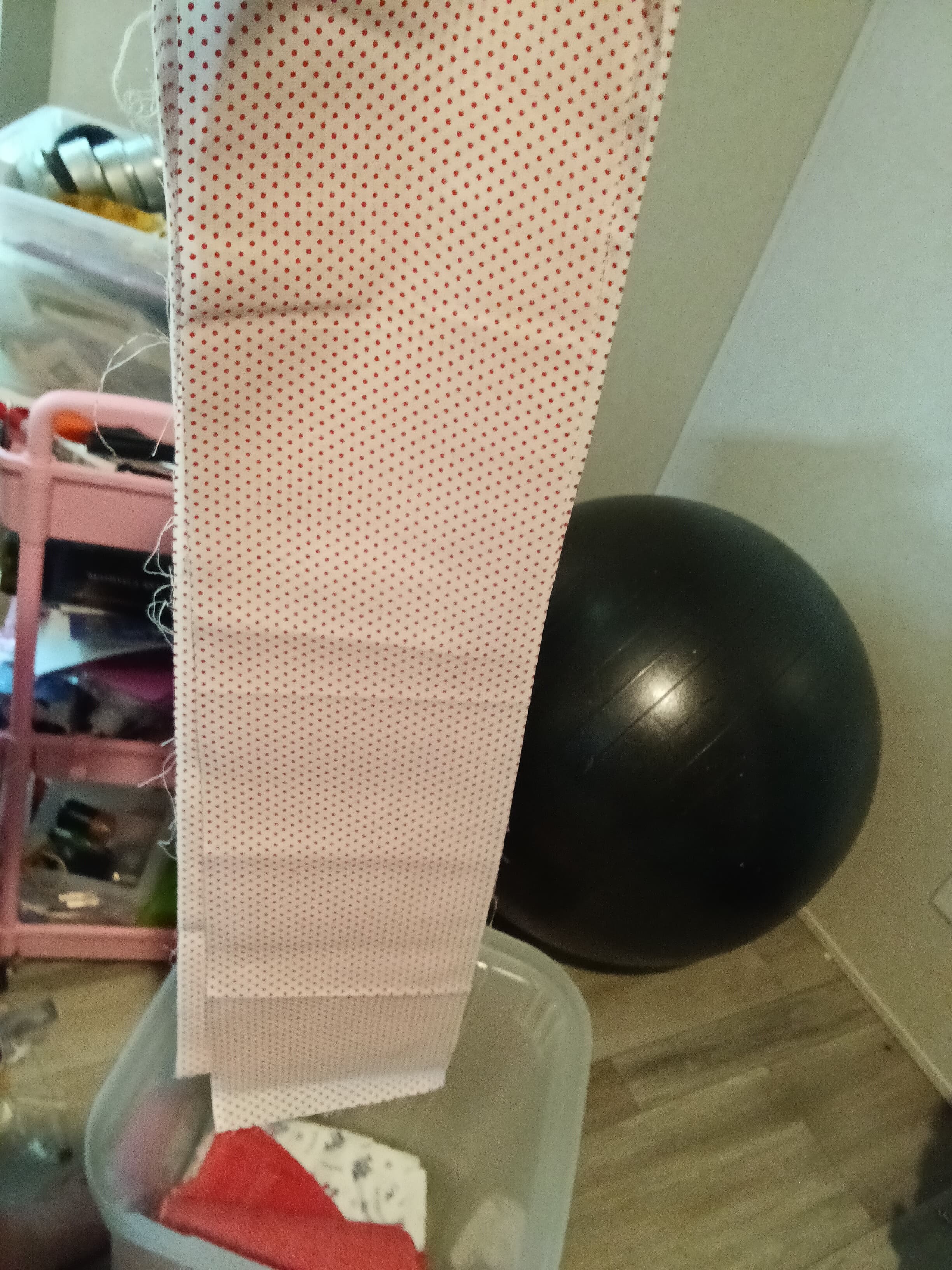 Red Polka Dot Fabric Strip 15 pieces@  25" x 5" - Thumbnail 3
