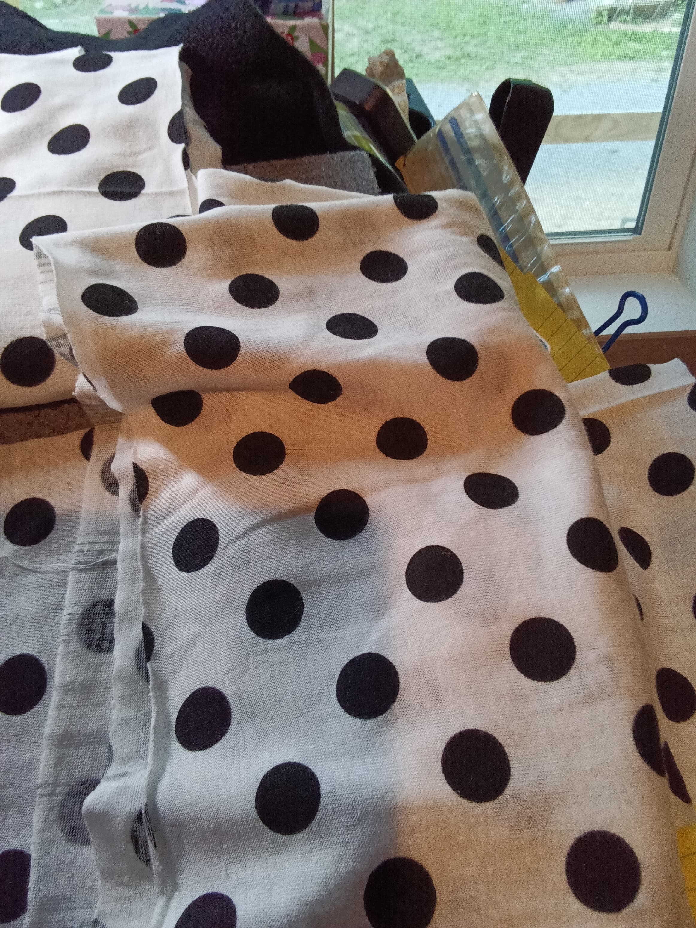Polka Dot T- shirt Fabric Material for Sewing or Crafts - Thumbnail 3