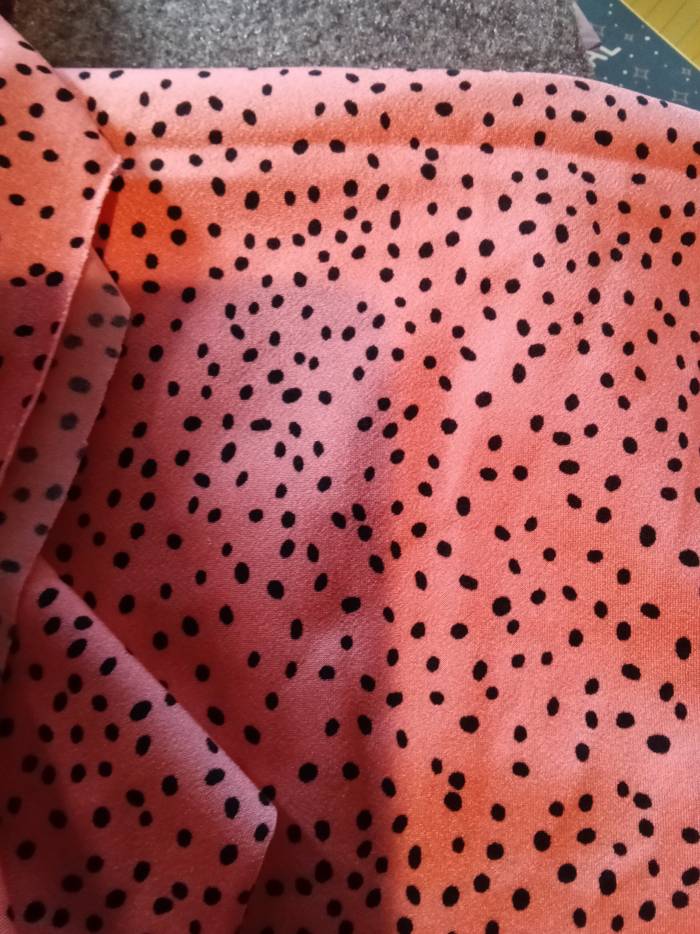 Coral Polka Dot  spandex Fabric - Thumbnail 3
