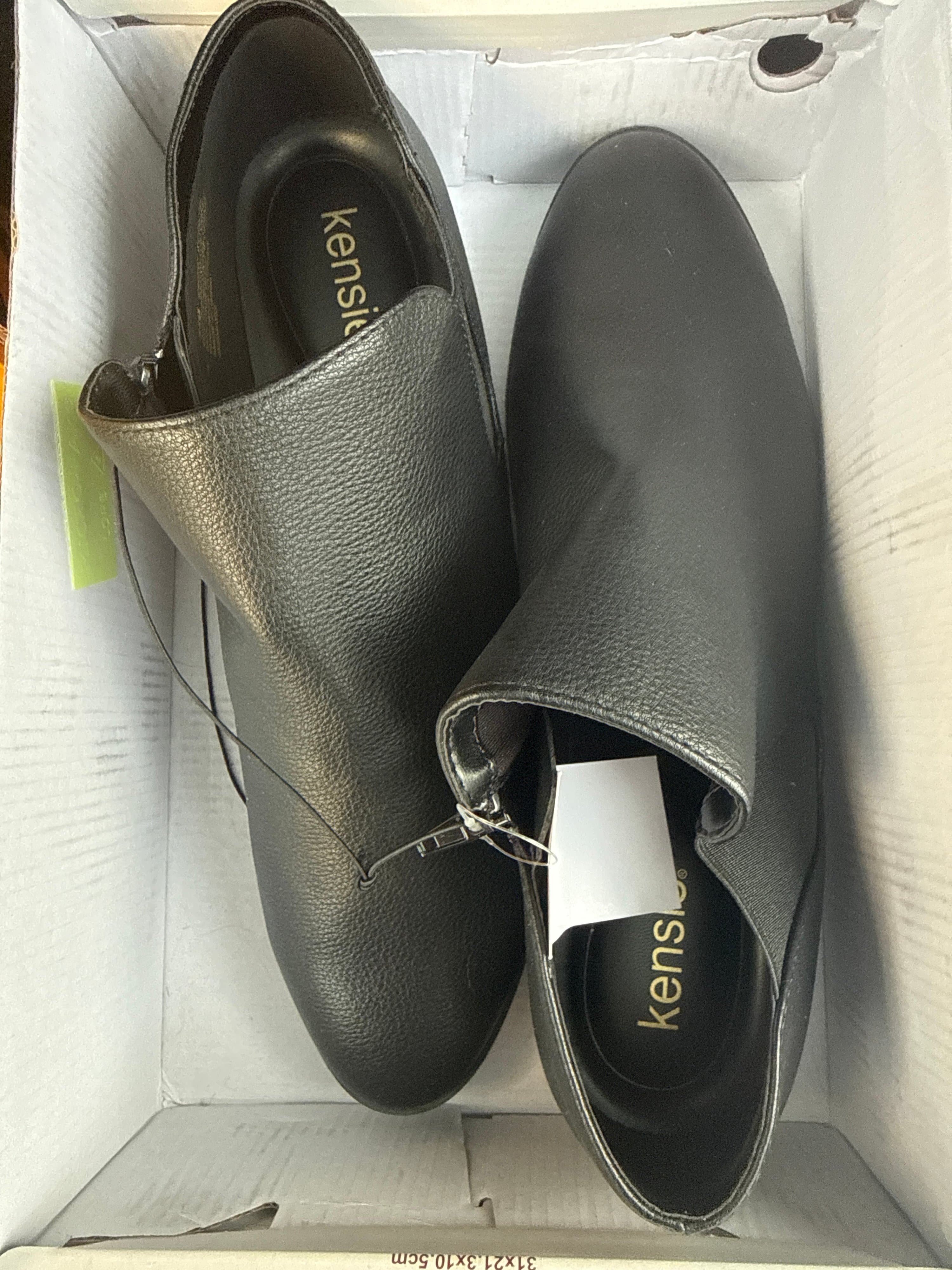 Kensie Women Sammy Short Boot Black 11 • NEW IN BOX - Thumbnail 2