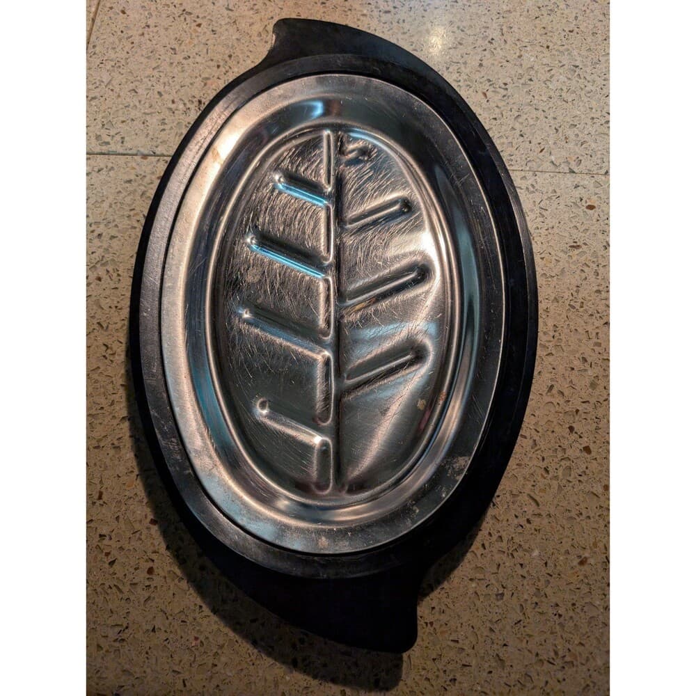 2 Vintage Nordic Ware Sizzler Platters & Holders Steak & Fajita Plates - Thumbnail 2