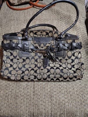 Genuine Coach Shoulder Bag, Classic C pattern, black and grey, #A0932-F13068 - Thumbnail 2