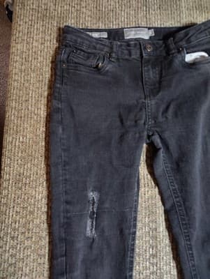 Lucky Brand Zoe Skinny Distressed Size 12 Girls Jeans Stretch 25 Inseam Denim - Thumbnail 3