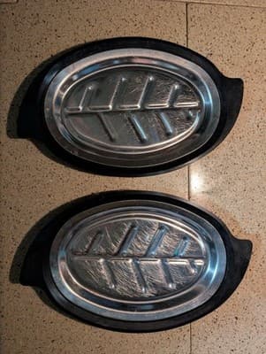 2 Vintage Nordic Ware Sizzler Platters & Holders Steak & Fajita Plates