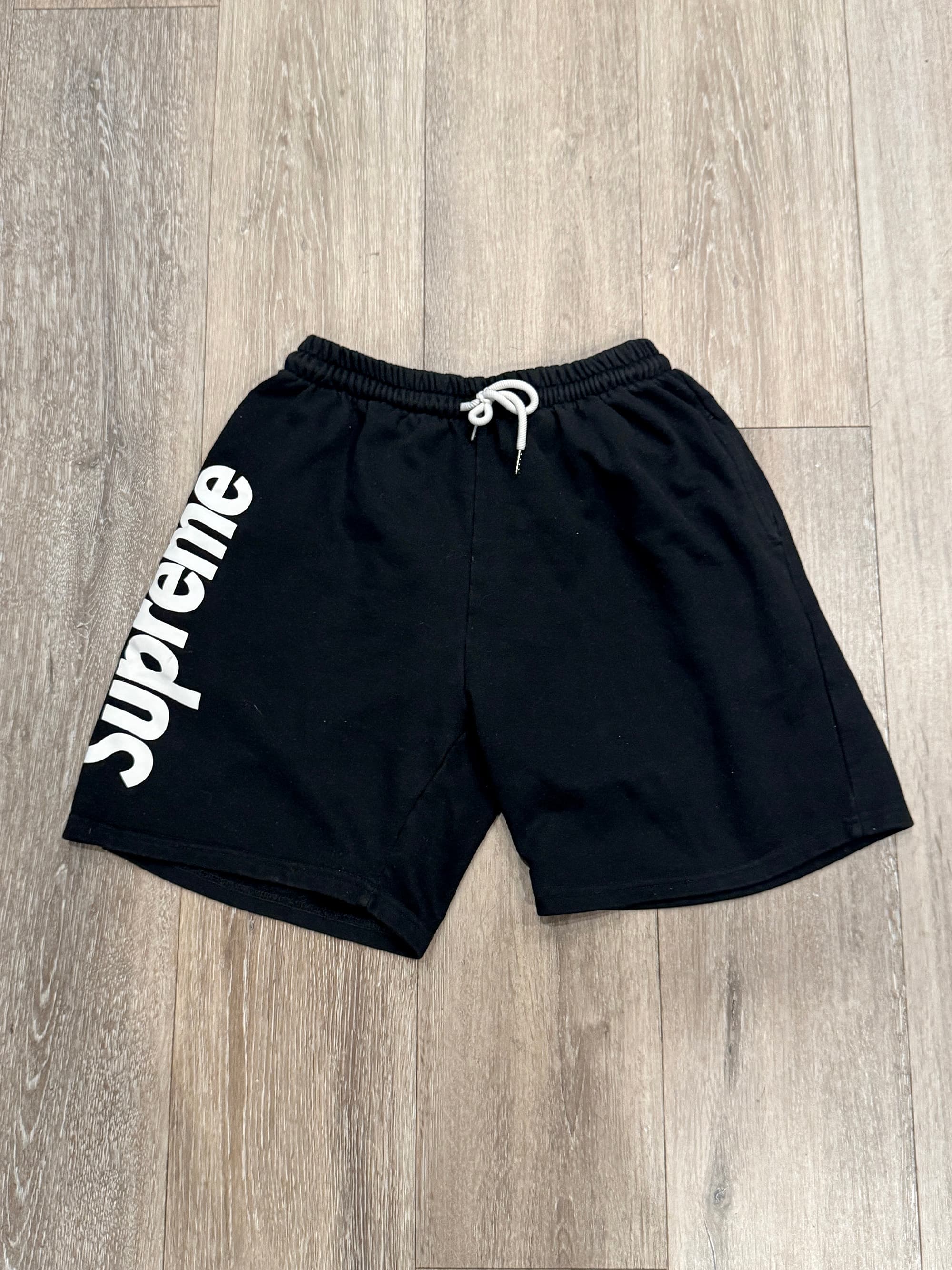 Supreme Vertical Text Drawstring Sweat Shorts – Black