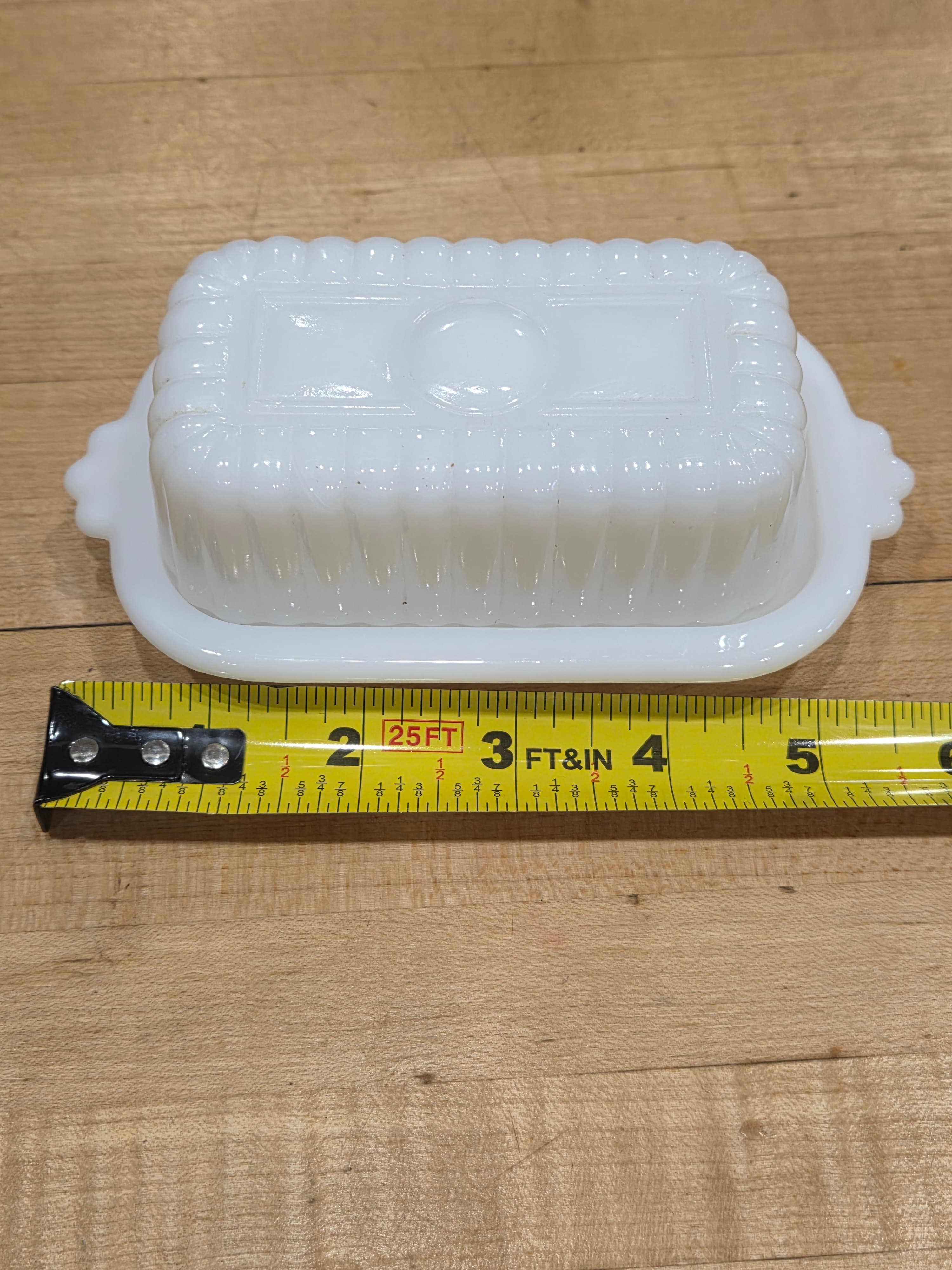 Vintage Westmoreland Old Quilt White Milk Glass Covered Butter Dish - Thumbnail 6