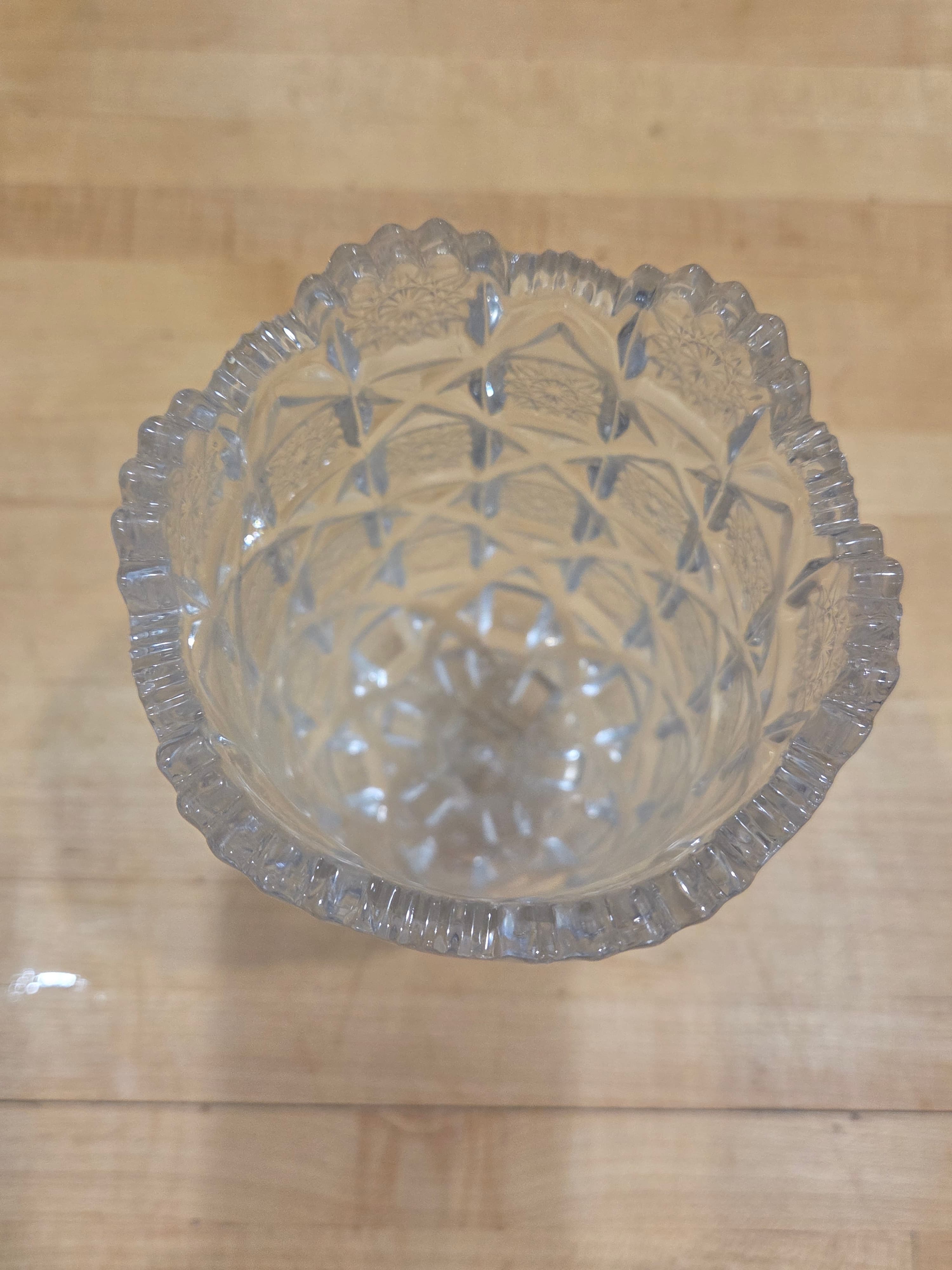 Vintage Imperial Glass Clear Daisy and Button Footed Vase 8 Inch - Thumbnail 2
