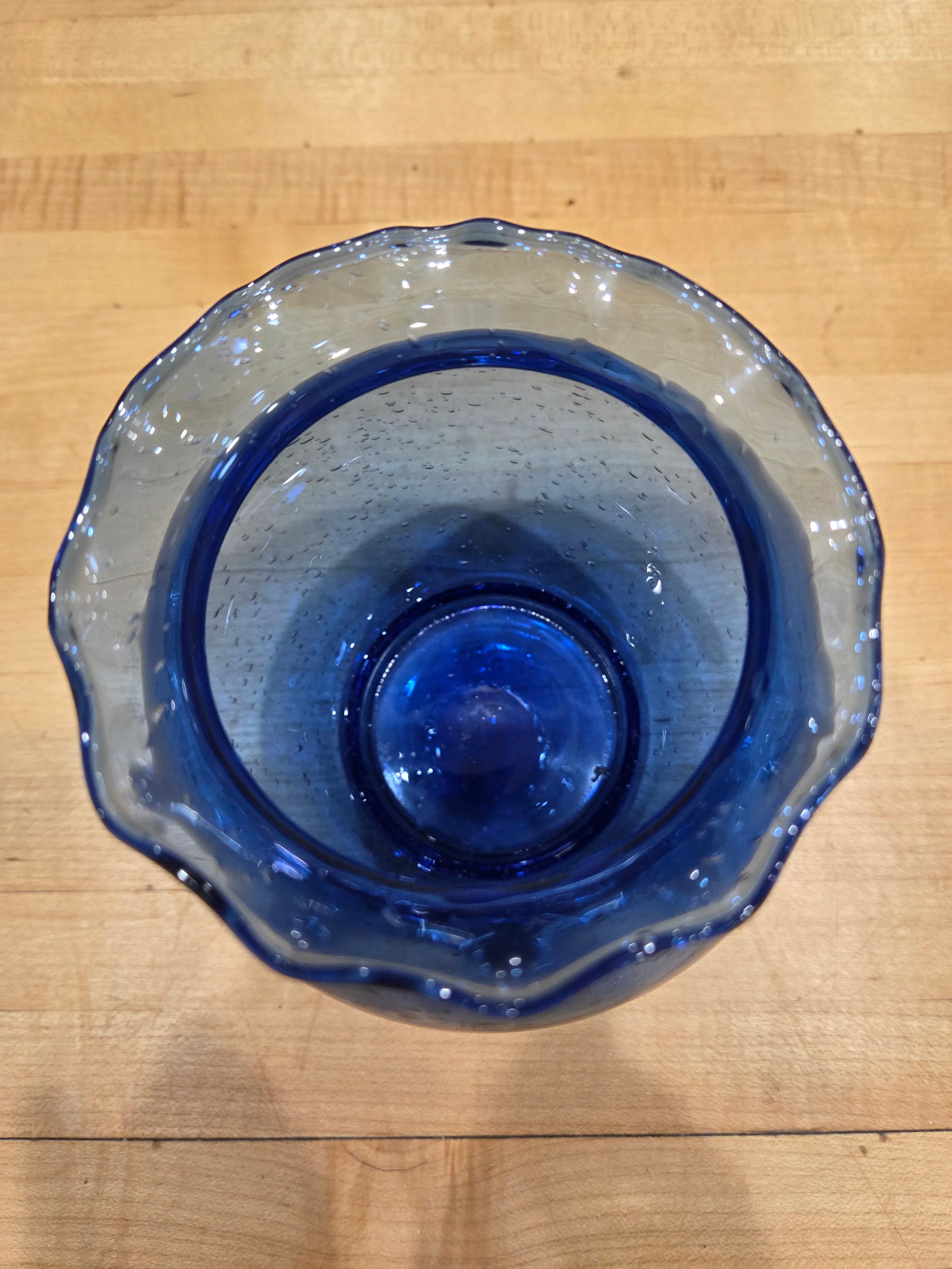 Vintage Pilgrim Glass Cobalt Blue Seeded Bubble Ruffled Rose Bowl Vase - Thumbnail 3