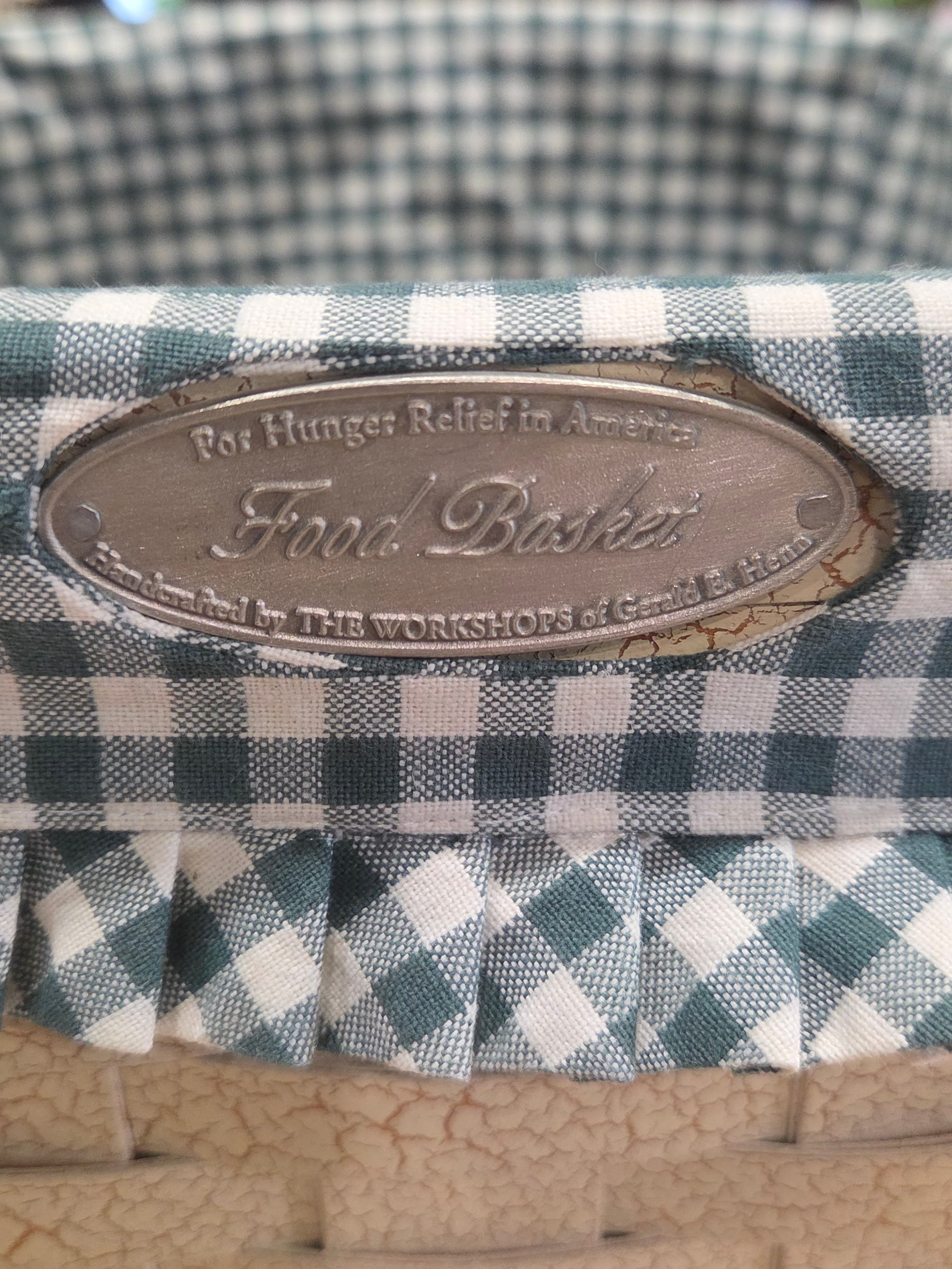 Henn Workshops Food Basket with Gingham Liner - Thumbnail 3