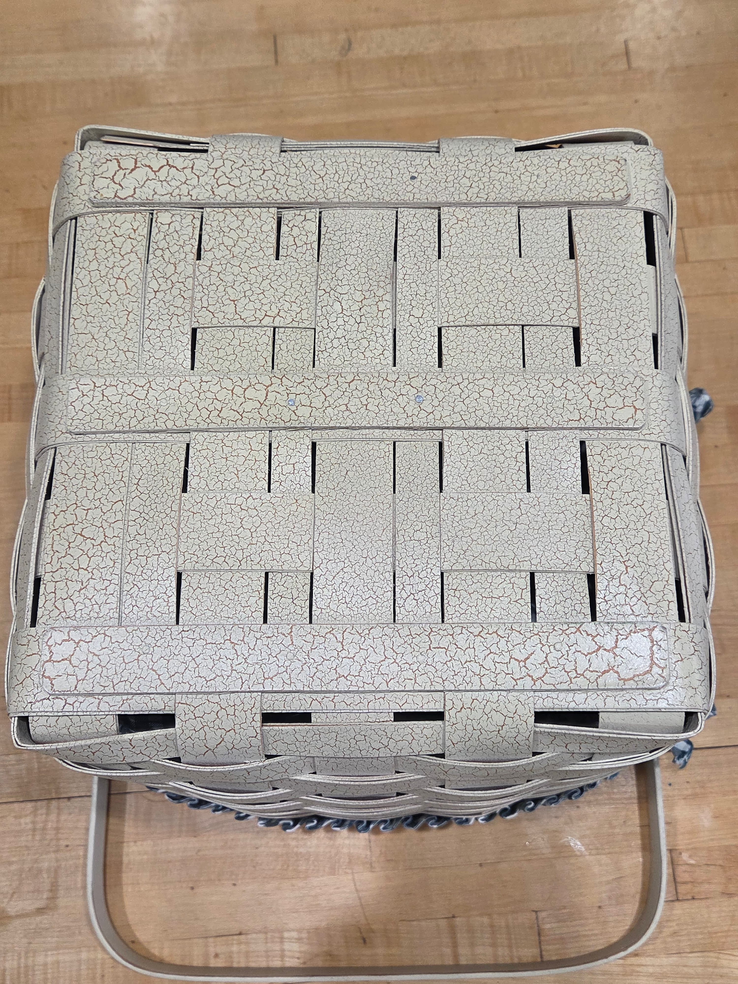 Henn Workshops Food Basket with Gingham Liner - Thumbnail 8