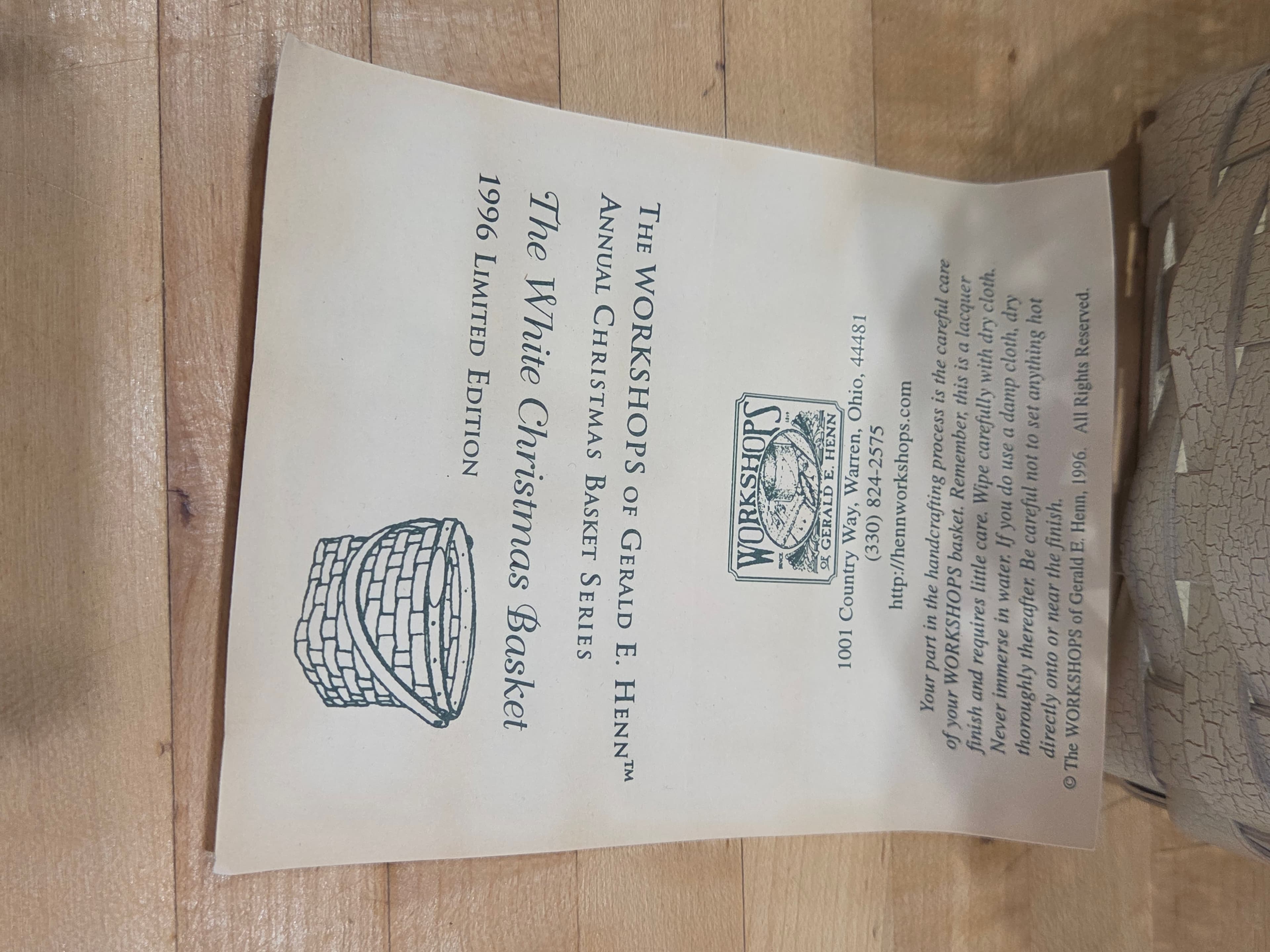 Vintage Gerald Henn White Christmas Basket 1996 Limited Edition - Thumbnail 8