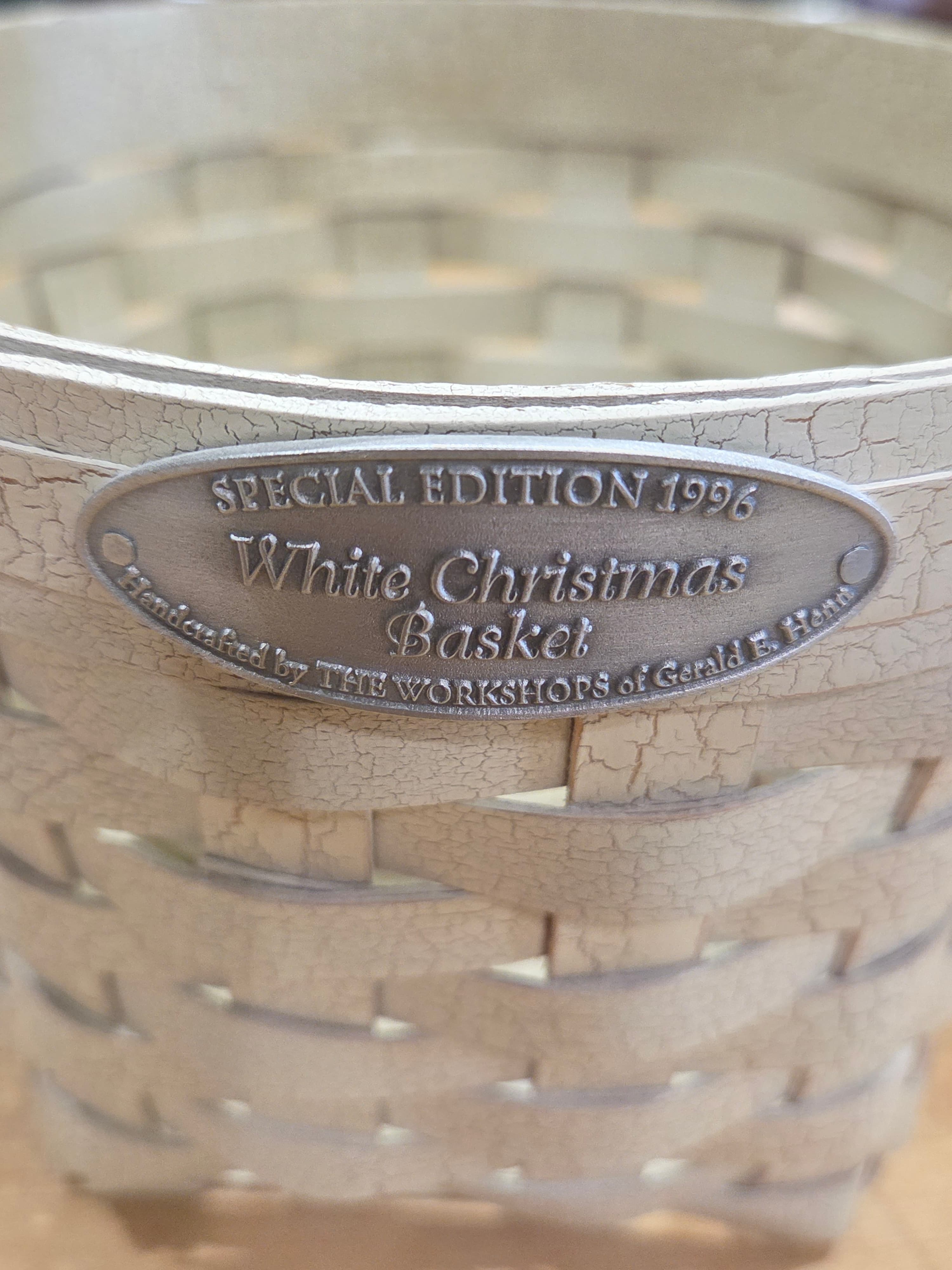 Vintage Gerald Henn White Christmas Basket 1996 Limited Edition - Thumbnail 4