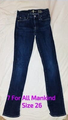 8 peice bundle lot of Small clothes - Thumbnail 2