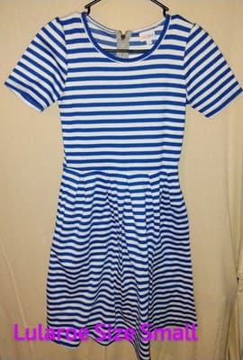 8 peice bundle lot of Small clothes - Thumbnail 8