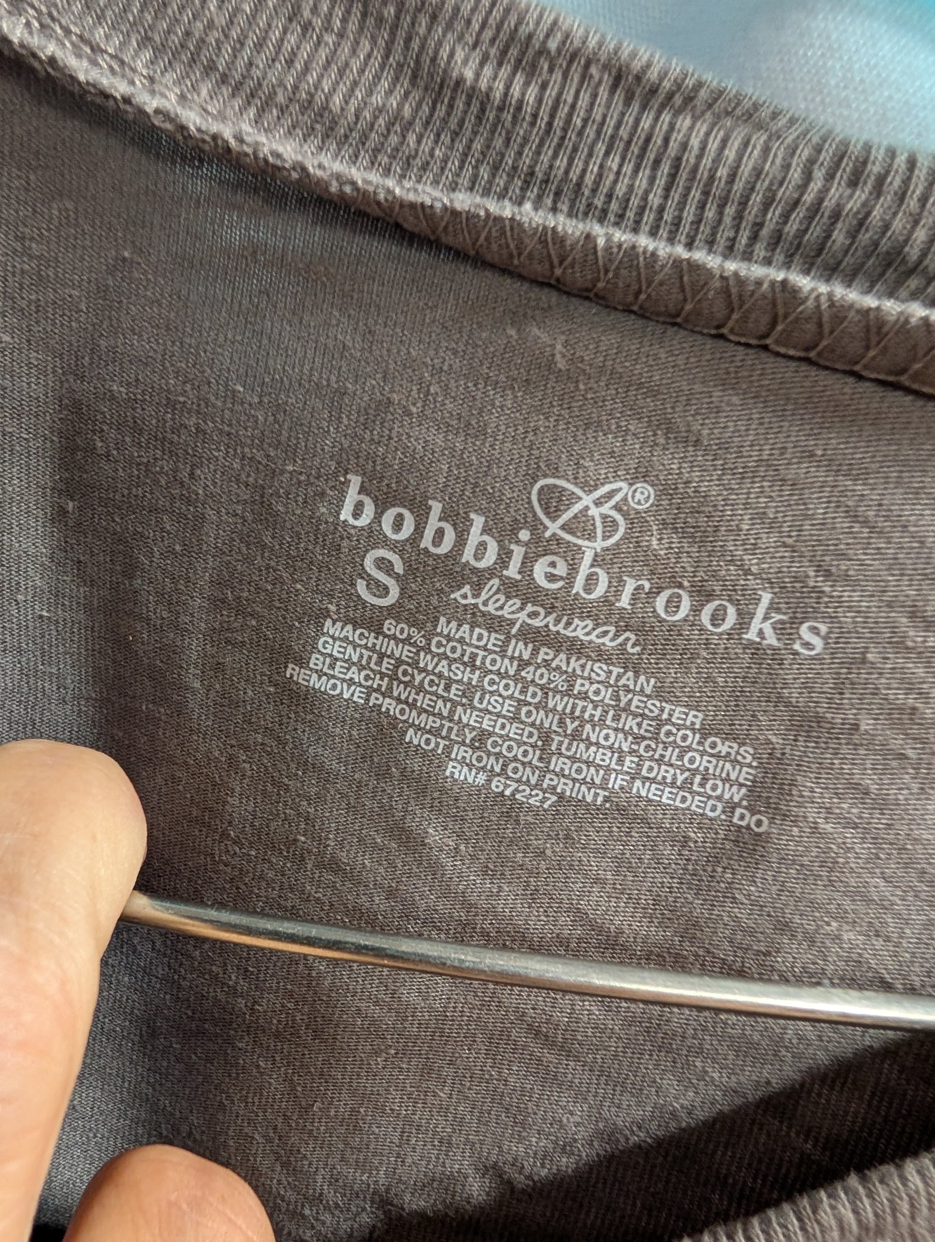 Bobbie Brooks Women's V-Neck Love T-Shirt Size S - Thumbnail 5