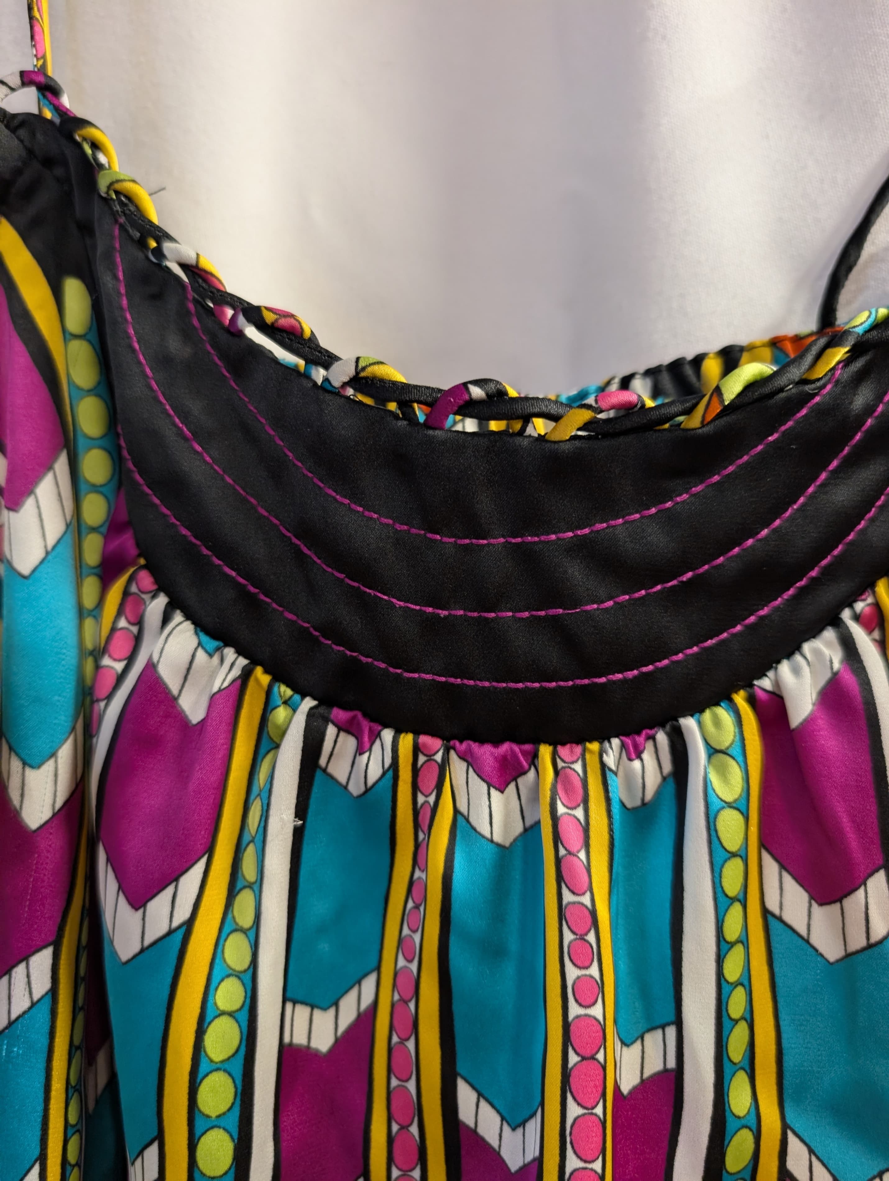 Colorful Sleeveless Top with Geometric Print size L - Thumbnail 5