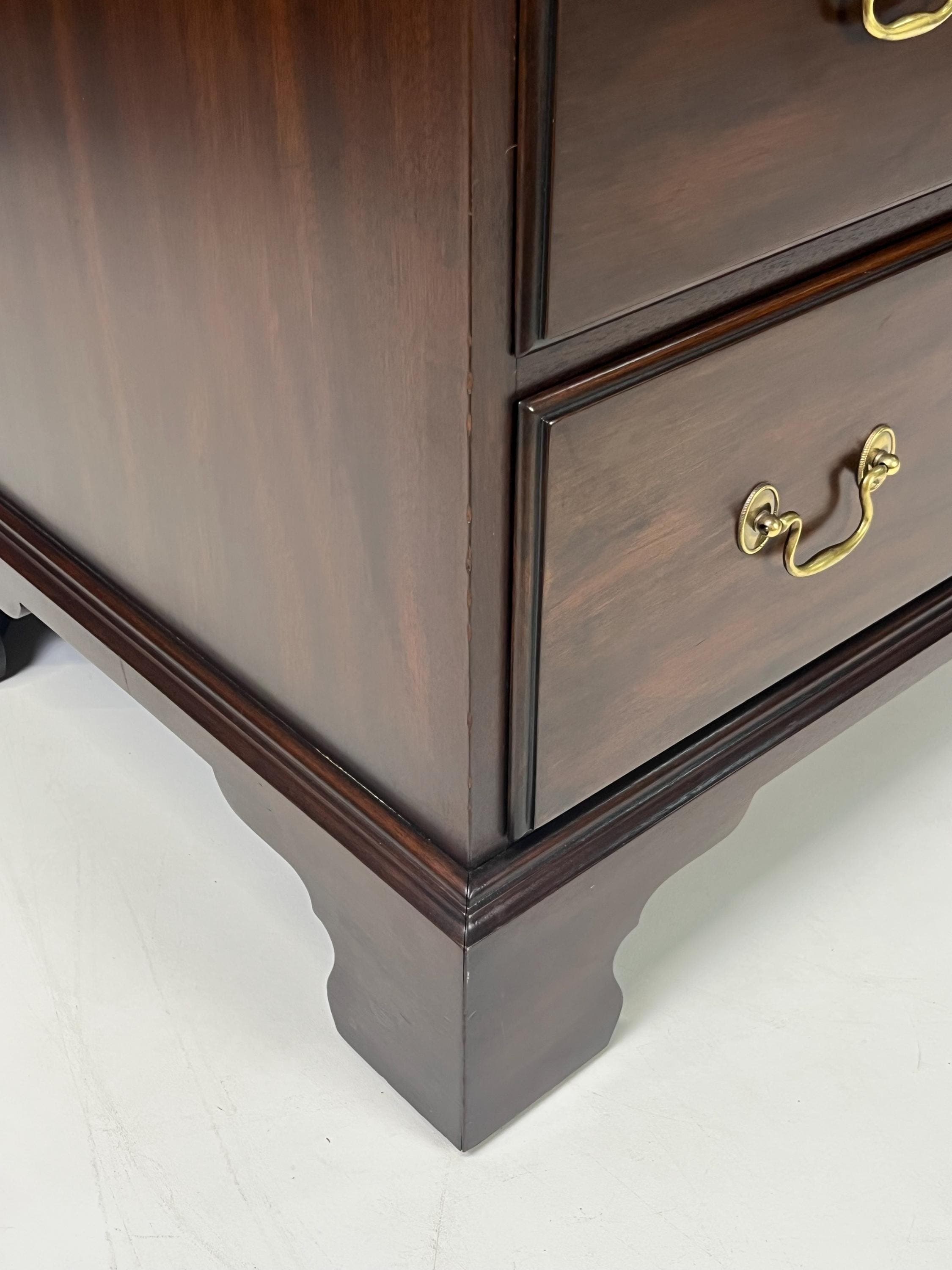 Vintage Henkel Harris Virginia Galleries Mahogany Chippendale Style Chest-on-Chest - Thumbnail 10
