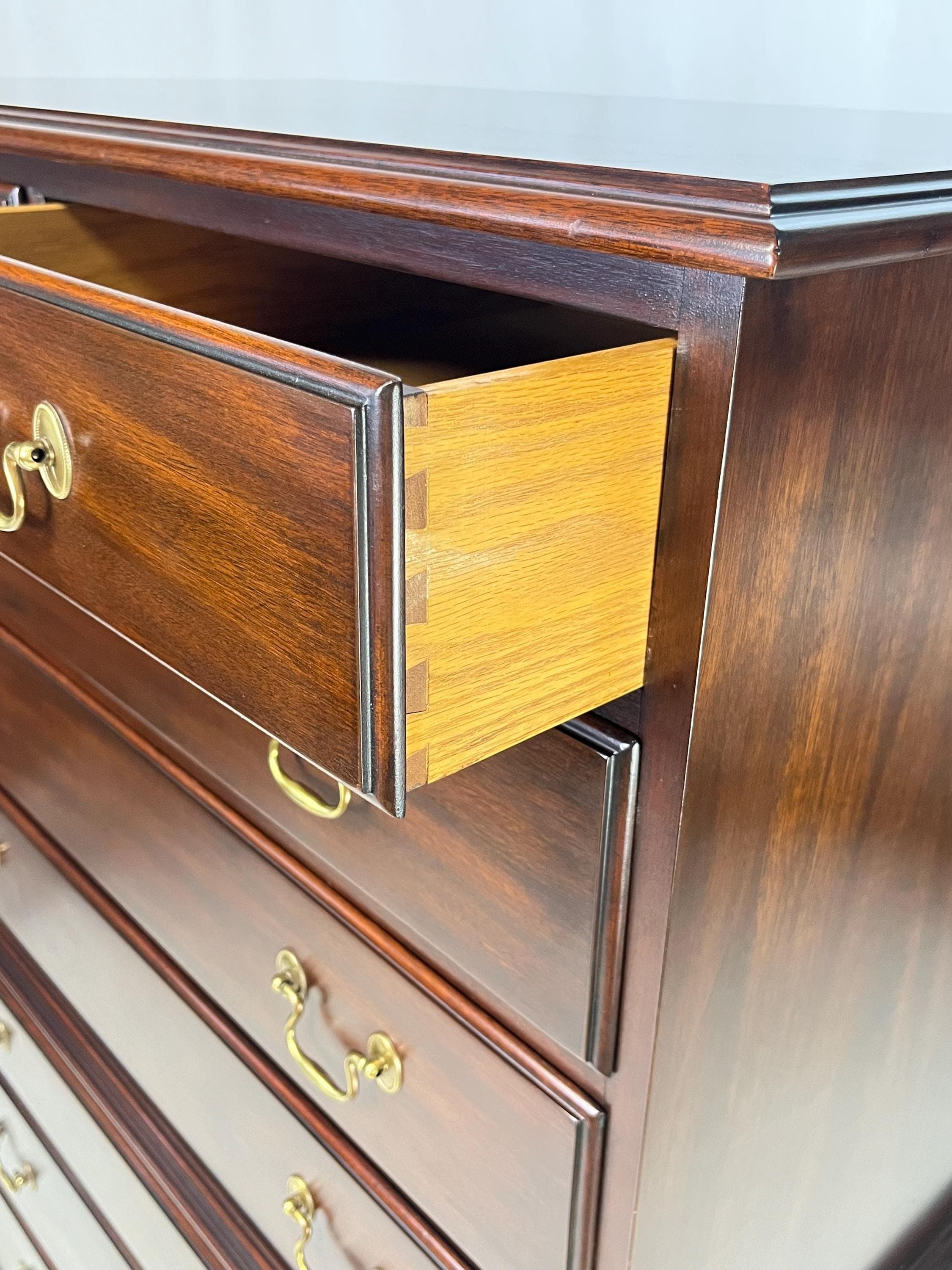 Vintage Henkel Harris Virginia Galleries Mahogany Chippendale Style Chest-on-Chest - Thumbnail 8