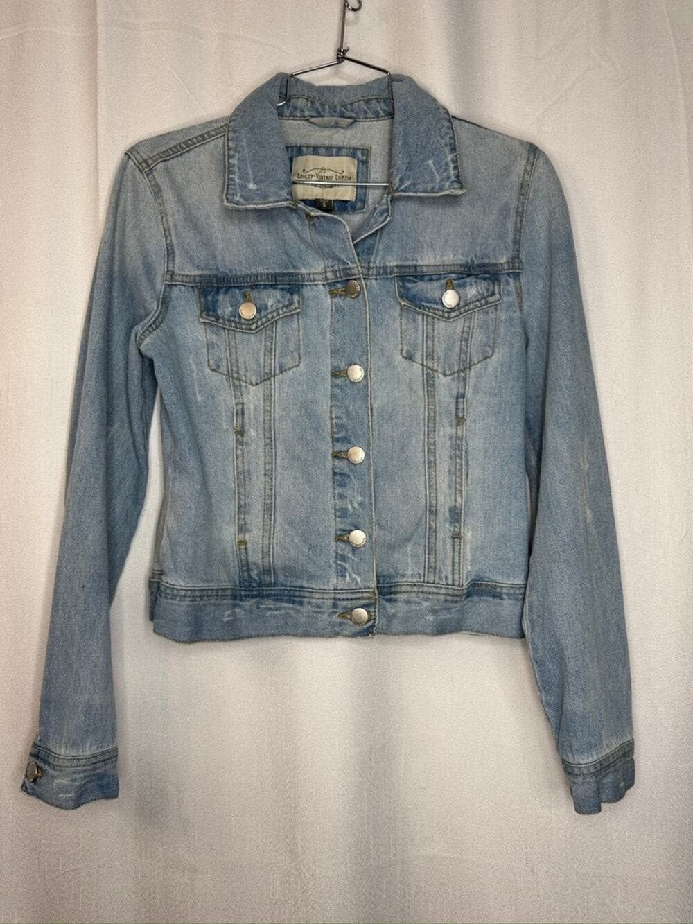 436. Ashley Vintage Charm Light Wash Denim Jacket Size S - Thumbnail 7