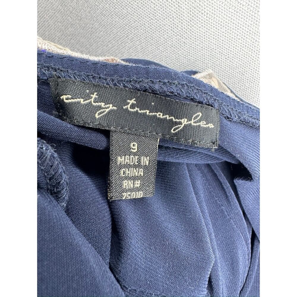 435. City Triangles Navy Beaded Bandage Cocktail Dress Size 9 - Thumbnail 2