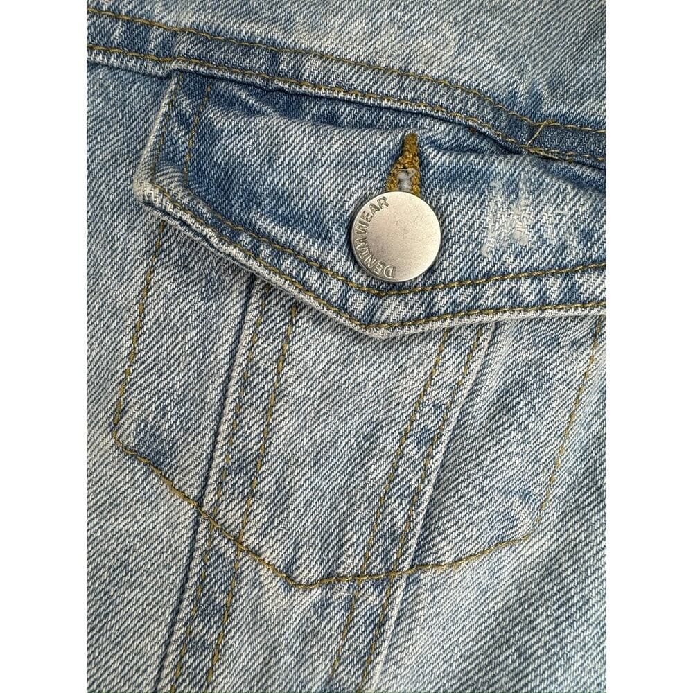 436. Ashley Vintage Charm Light Wash Denim Jacket Size S - Thumbnail 6