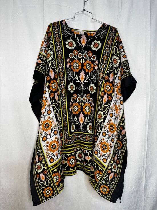 417. Gypsie Blu Floral Boho Caftan Poncho Cover Up One Size - Thumbnail 9
