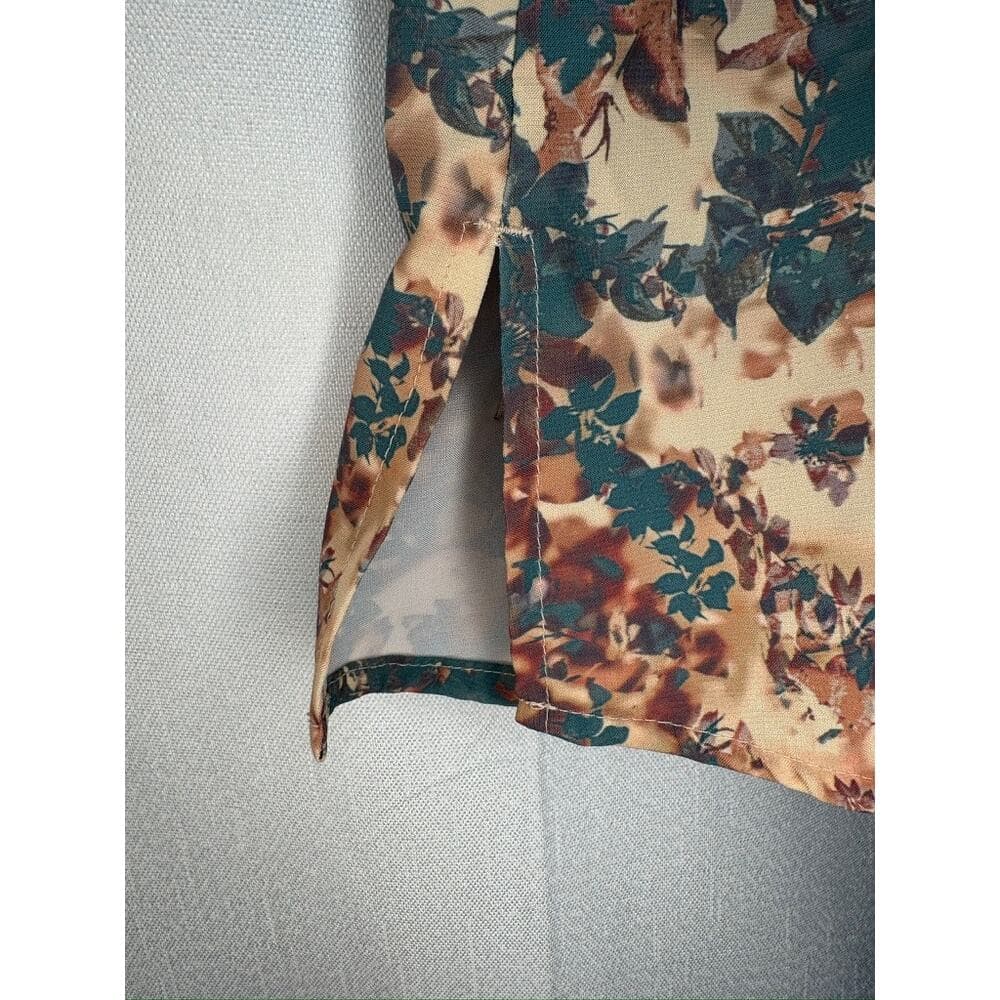 418. Carhartt Modern Fit Floral Print Scrub Top Size L - Thumbnail 6