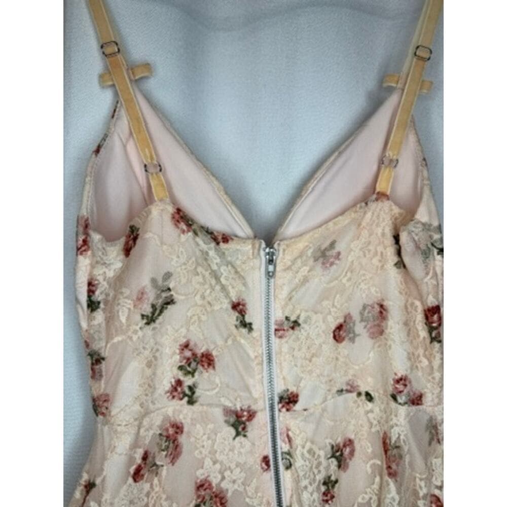 378. Disney Princess Floral Lace High Low Maxi Dress Size S - Thumbnail 6