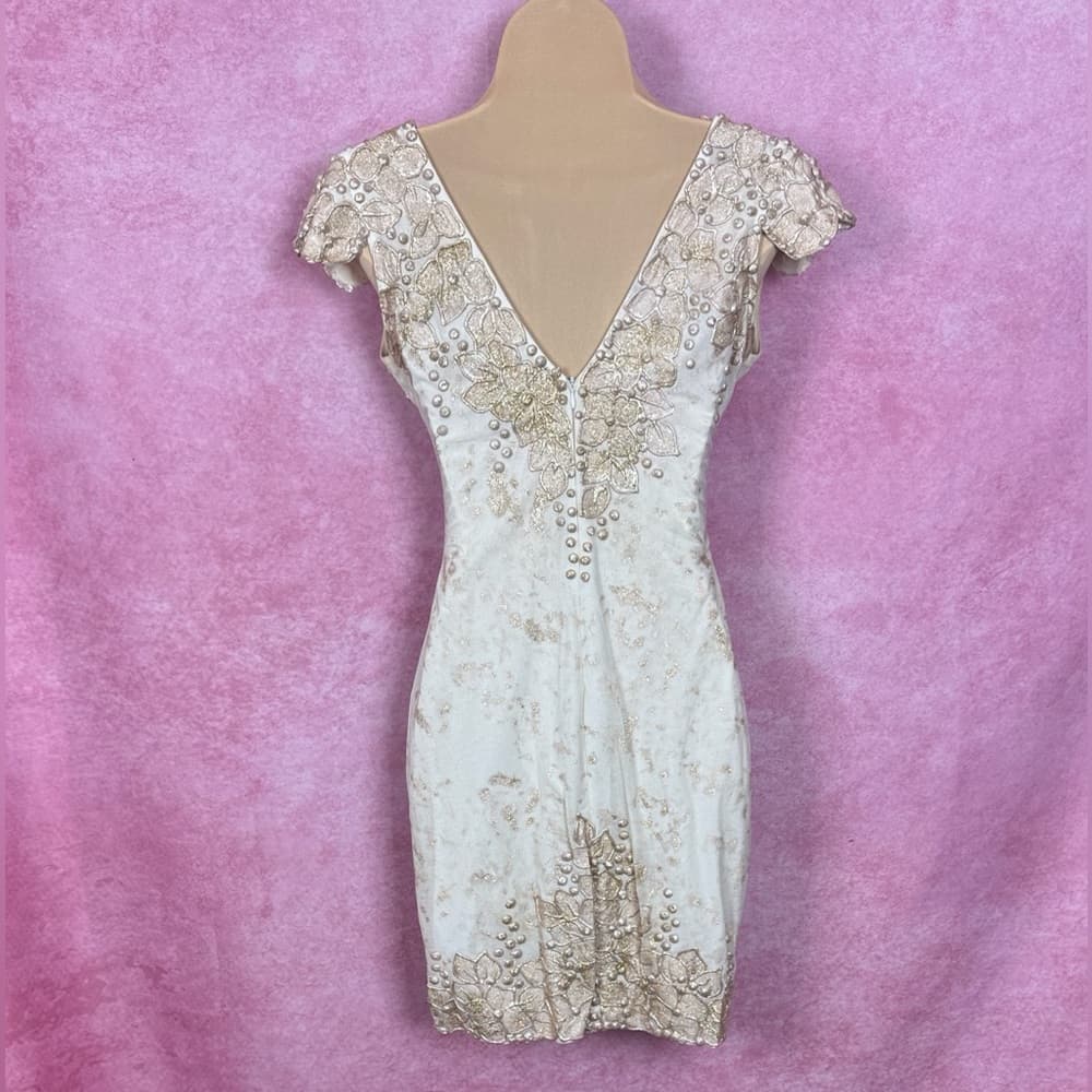 255. HOLT Maison De Luxe Embellished Floral Sequin Dress Size M - Thumbnail 4