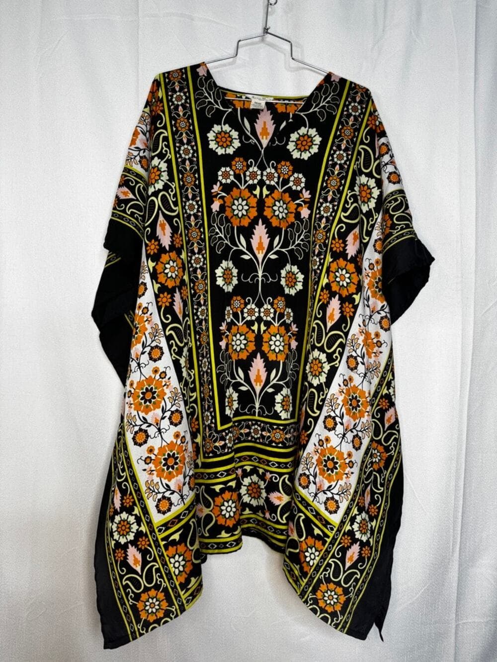 417. Gypsie Blu Floral Boho Caftan Poncho Cover Up One Size - Thumbnail 8