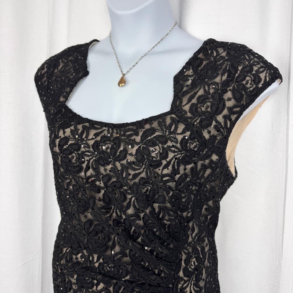 327. TAHARI Arthur S. Levine Black Lace Sequin Cocktail Dress Size 16 - Thumbnail 3