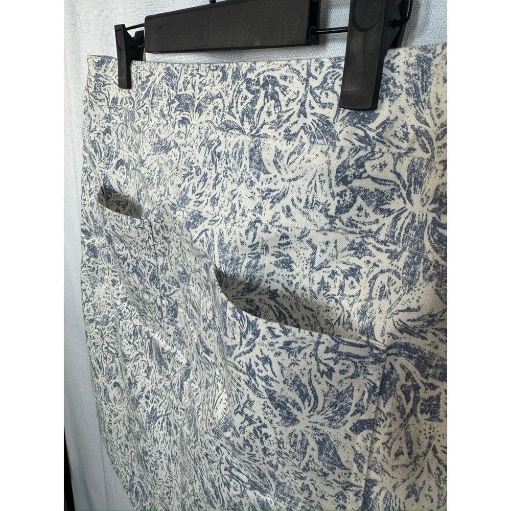 384. Elliott Lauren Blue White Floral Print Pencil Skirt Size 8 - Thumbnail 5