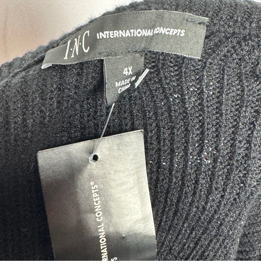 312. NWT INC International Concepts Black Studded Shoulder Knit Sweater 4X