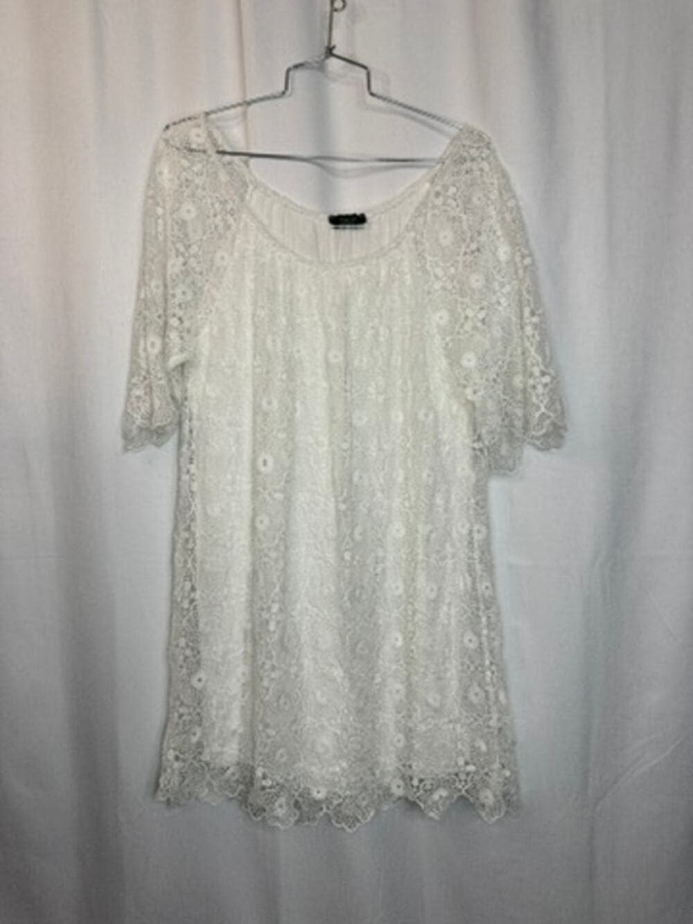366. Cherish Made in Italy White Lace Overlay Dress Size 8 - Thumbnail 8