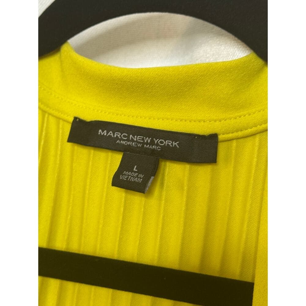 349. Lime Green Ribbed 3 Piece Set Top XL Vest L Pants L - Thumbnail 3