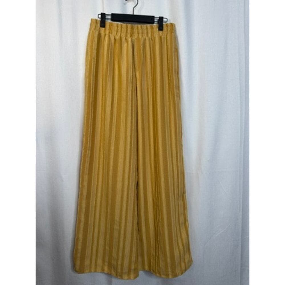 383. Forever 21 Textured Stripe Wide Leg Pants Size M NWT