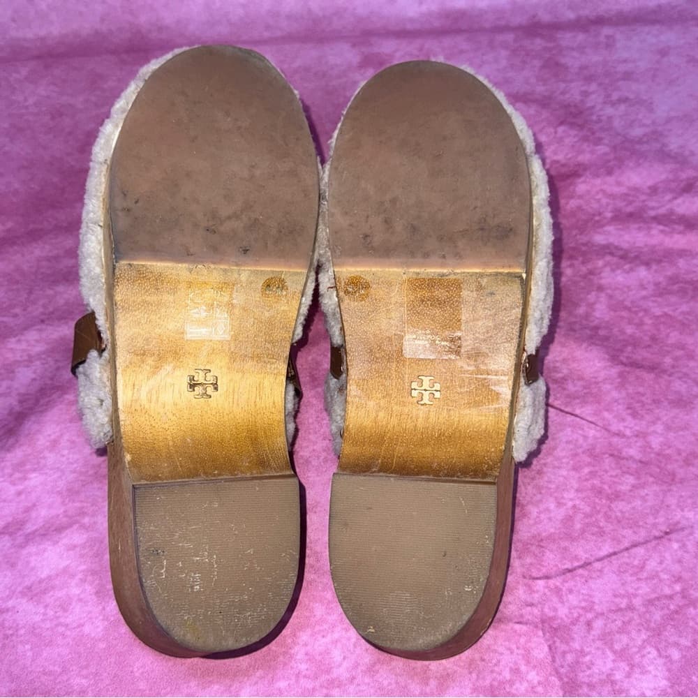 271. Tory Burch Shearling Chain Clog Mules Wooden Heel 9.5M - Thumbnail 9