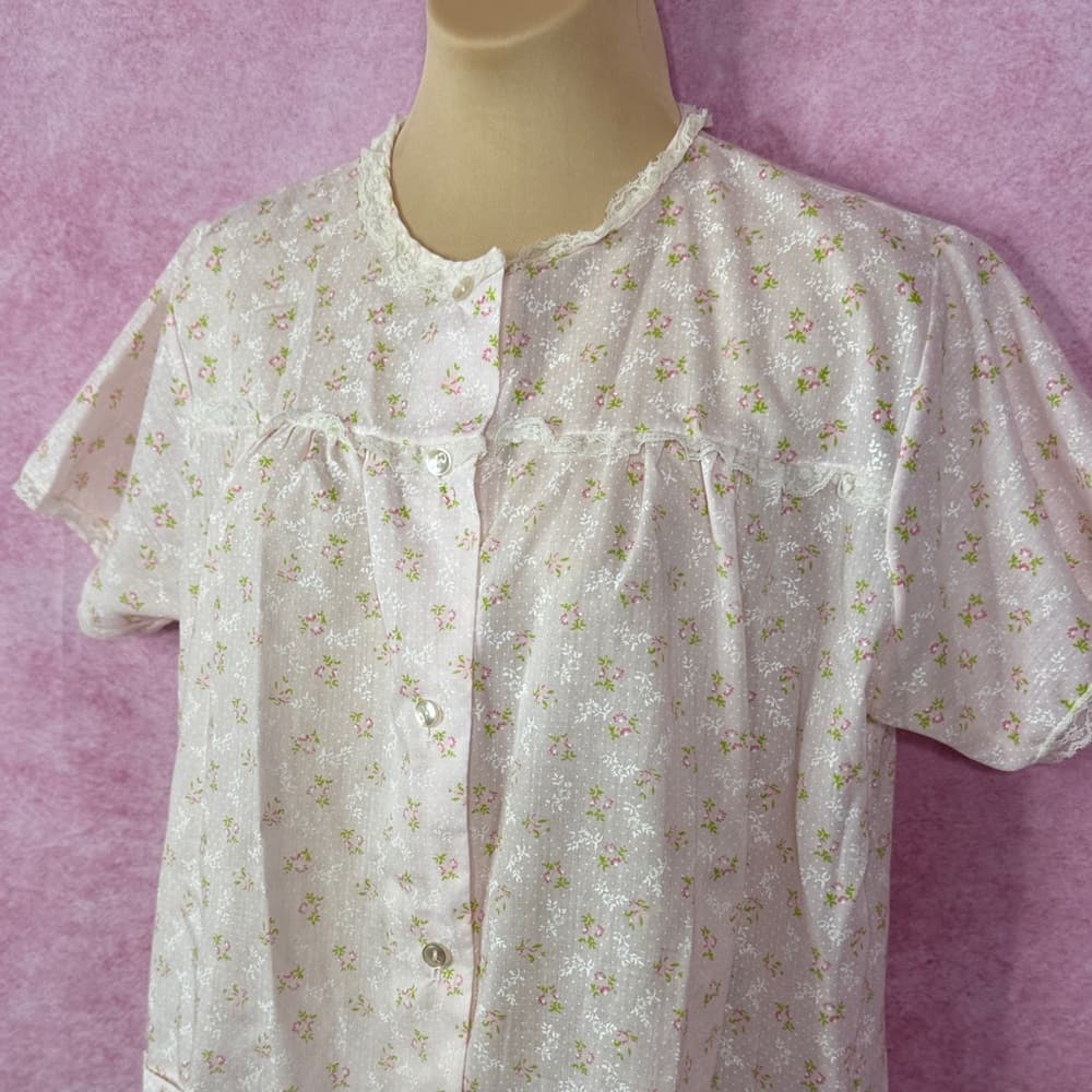 160. Vintage Floral Pajama Set Pink White Lace Trim Size M/L - Thumbnail 2