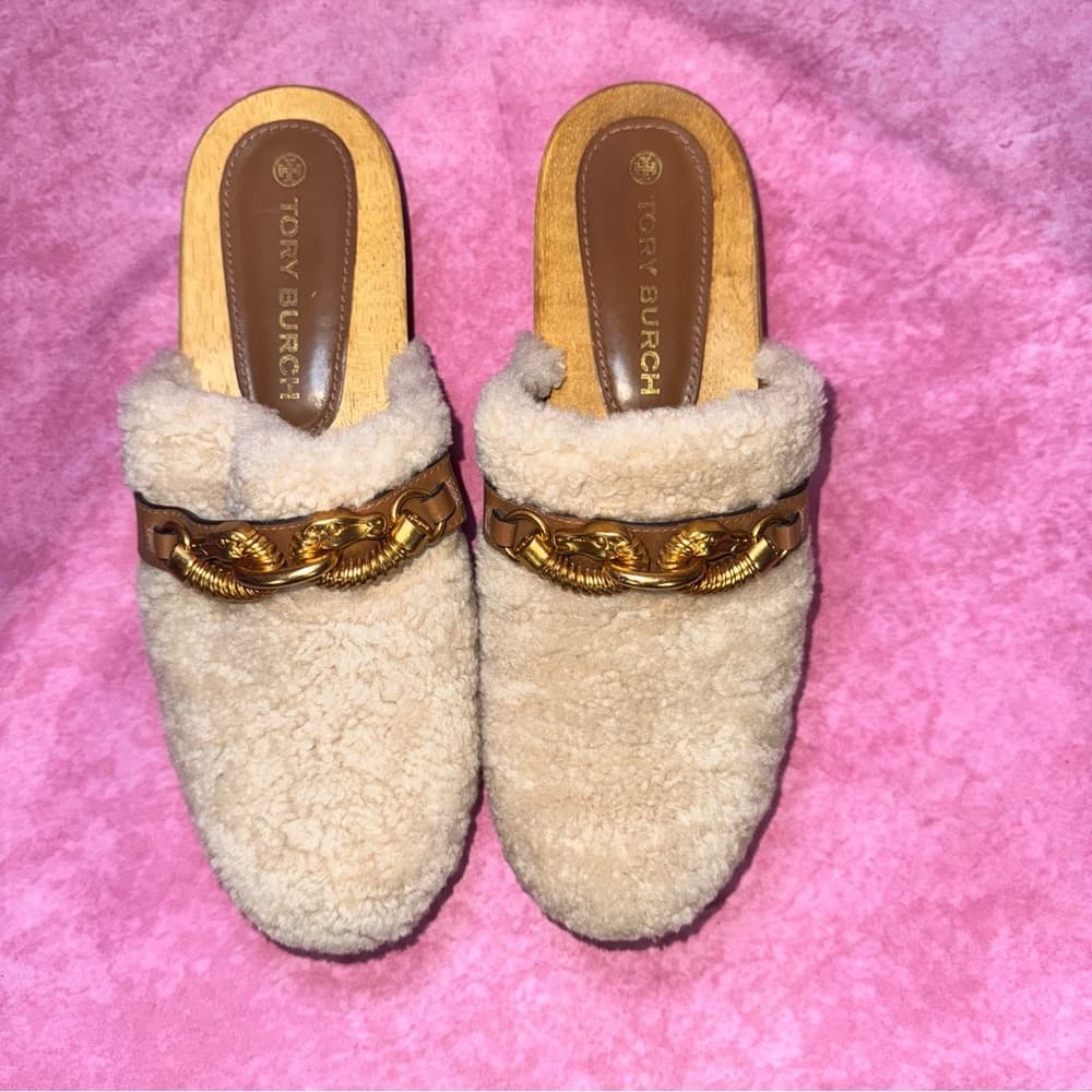 271. Tory Burch Shearling Chain Clog Mules Wooden Heel 9.5M - Thumbnail 6