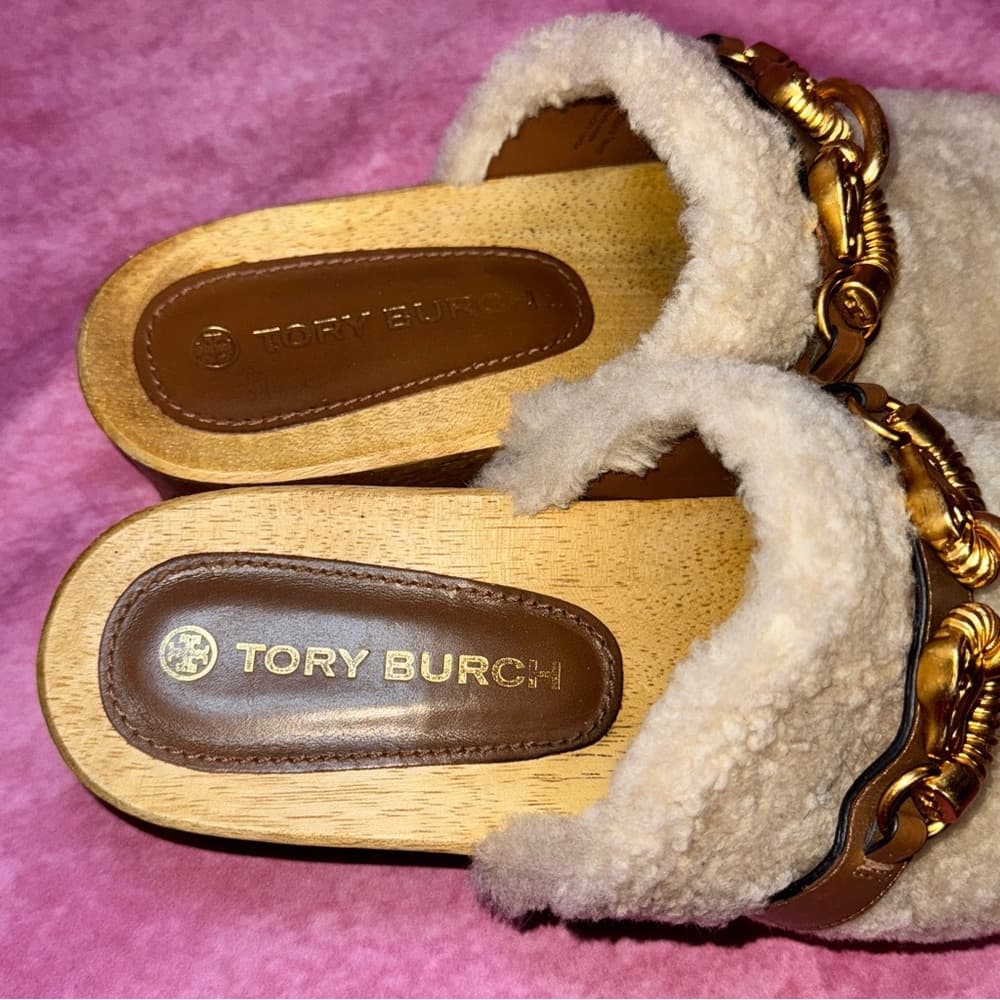 271. Tory Burch Shearling Chain Clog Mules Wooden Heel 9.5M - Thumbnail 2