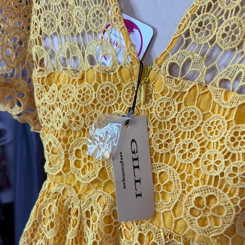86. GILLI Beautiful Yellow Lace Midi Dress – Size Small - Thumbnail 8