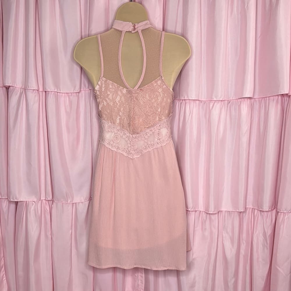 92. Chelsea & Violet Blush Lace High Neck Babydoll Dress XS - Thumbnail 3