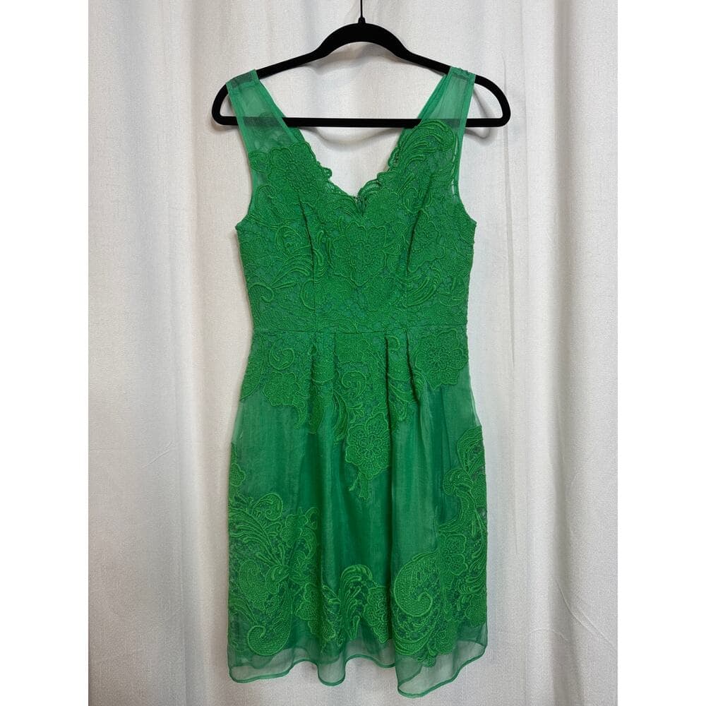347. Anthropologie Baraschi Green Embroidered Lace Fit & Flare Dress Size 0