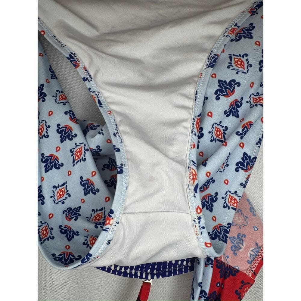 374. Cupshe Cutout One Piece Swimsuit Blue Red Geometric Print Size M - Thumbnail 7