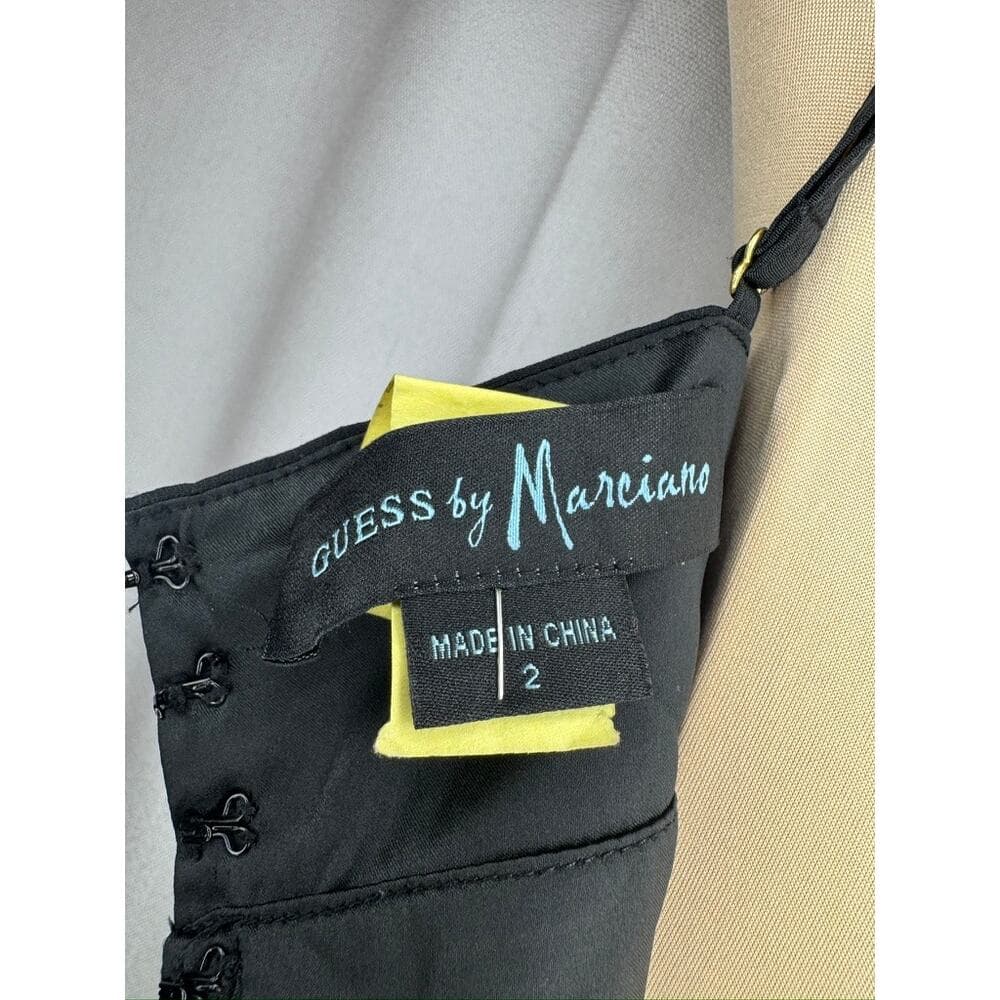 397. Guess by Marciano Black & Neon Green Cutout Fit & Flare Dress Size 2 - Thumbnail 2