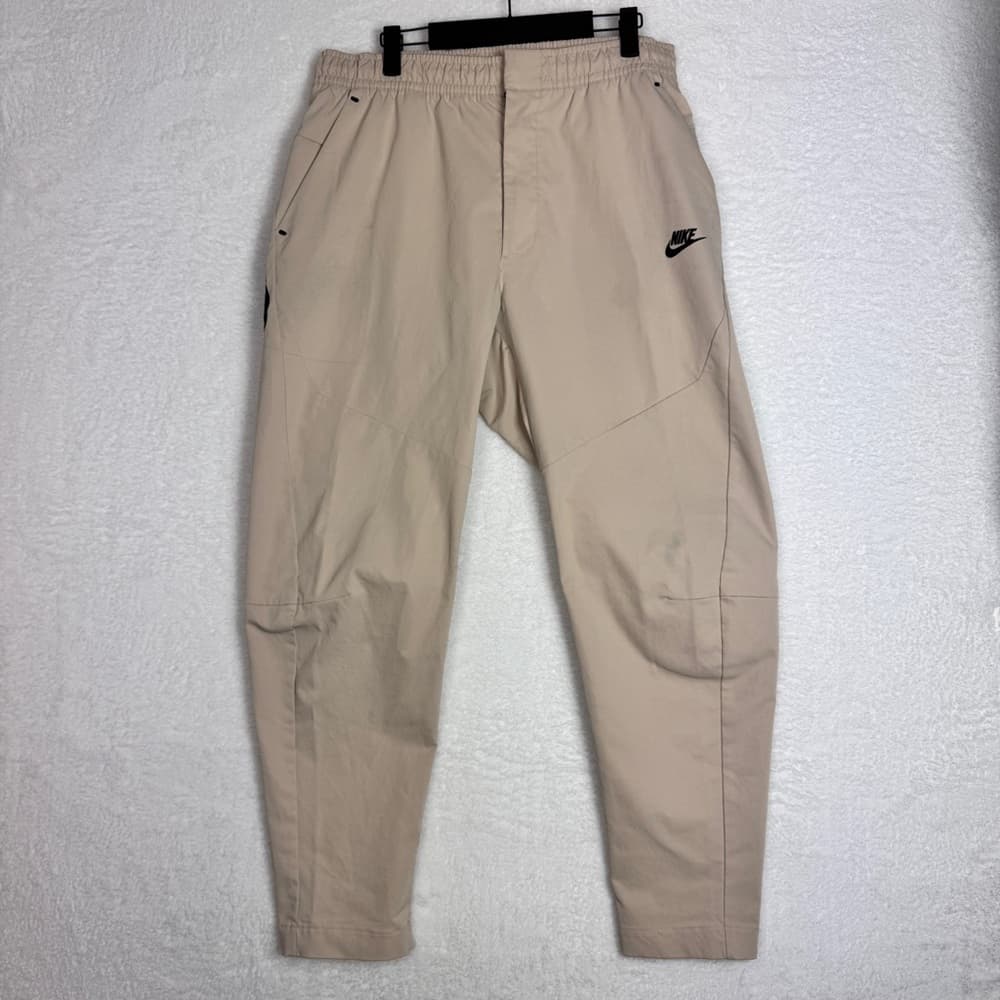293. Nike Dri-Fit Utility Jogger Pants Beige Black Logo Size L - Thumbnail 2
