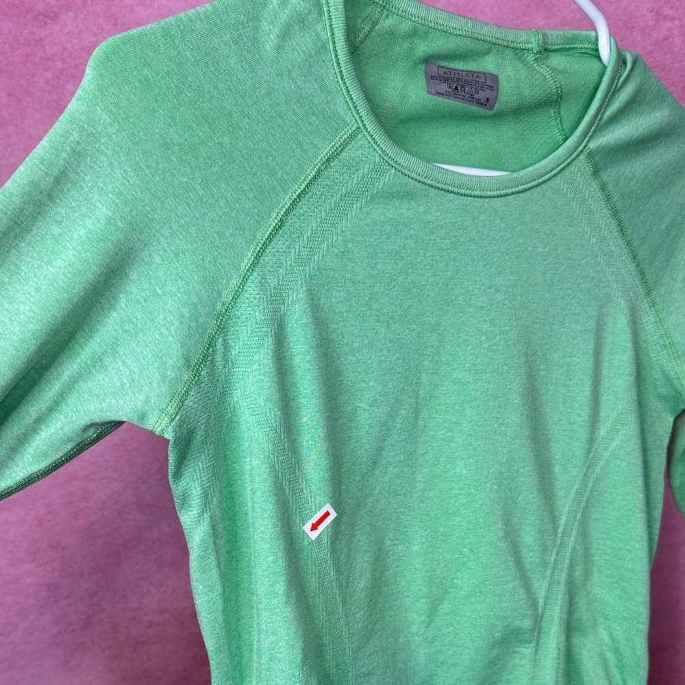 143. Athleta Green Long Sleeve Performance Top Women’s Small - Thumbnail 8