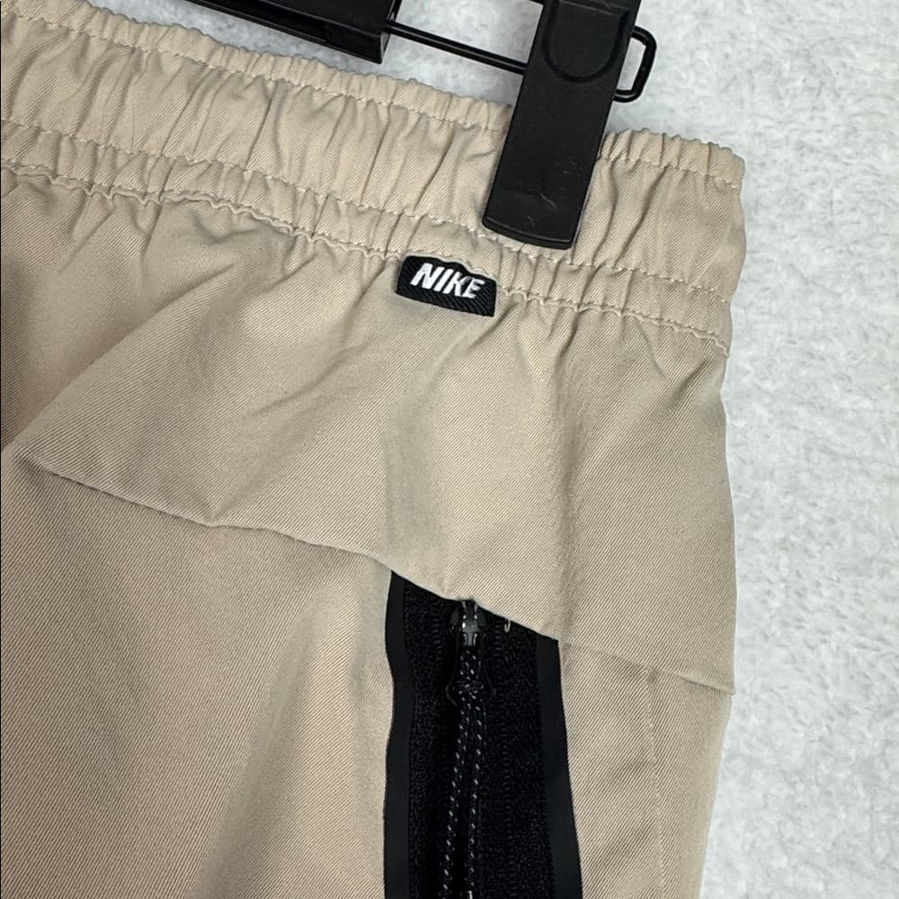 293. Nike Dri-Fit Utility Jogger Pants Beige Black Logo Size L - Thumbnail 5