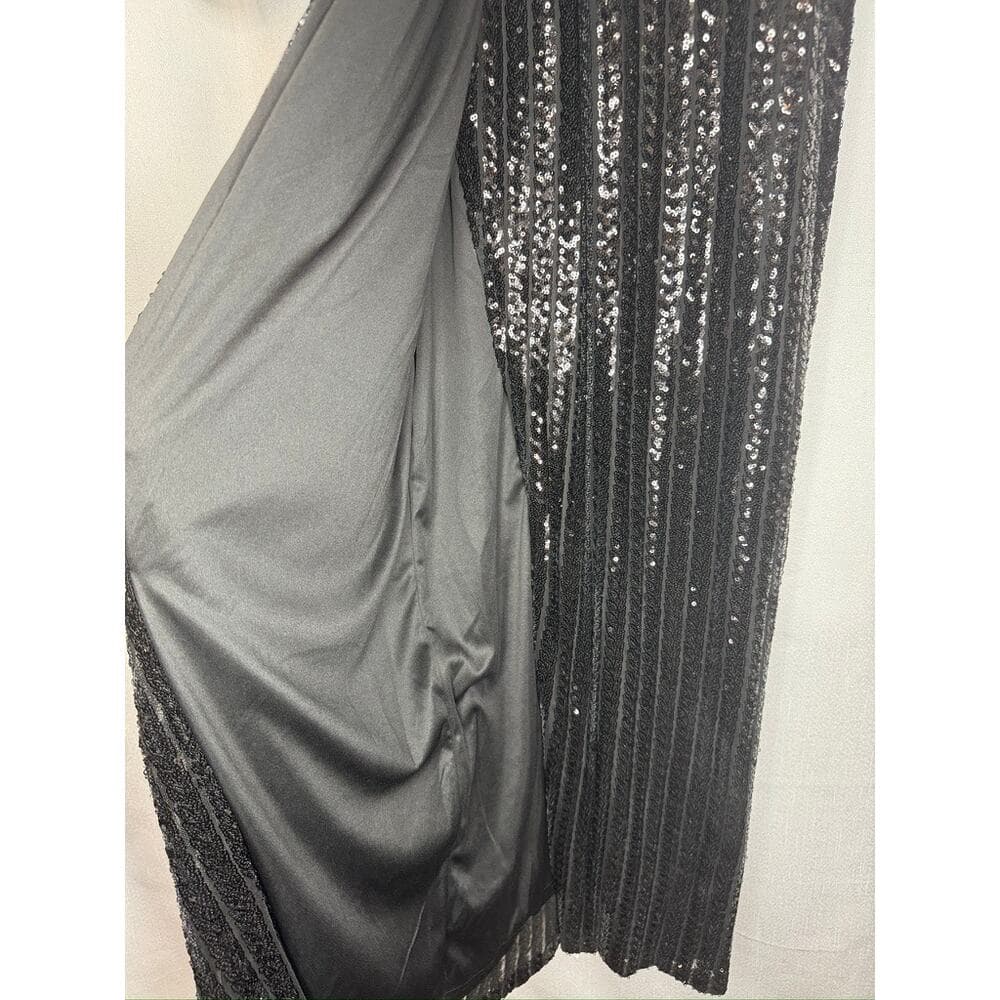 395. Lulu's Black Sequin Plunge V-Neck Long Sleeve Maxi Gown Size M NWT - Thumbnail 6