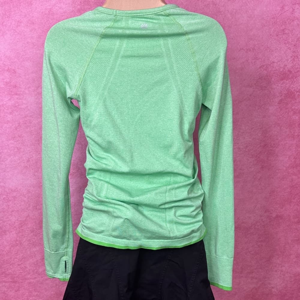 143. Athleta Green Long Sleeve Performance Top Women’s Small - Thumbnail 2